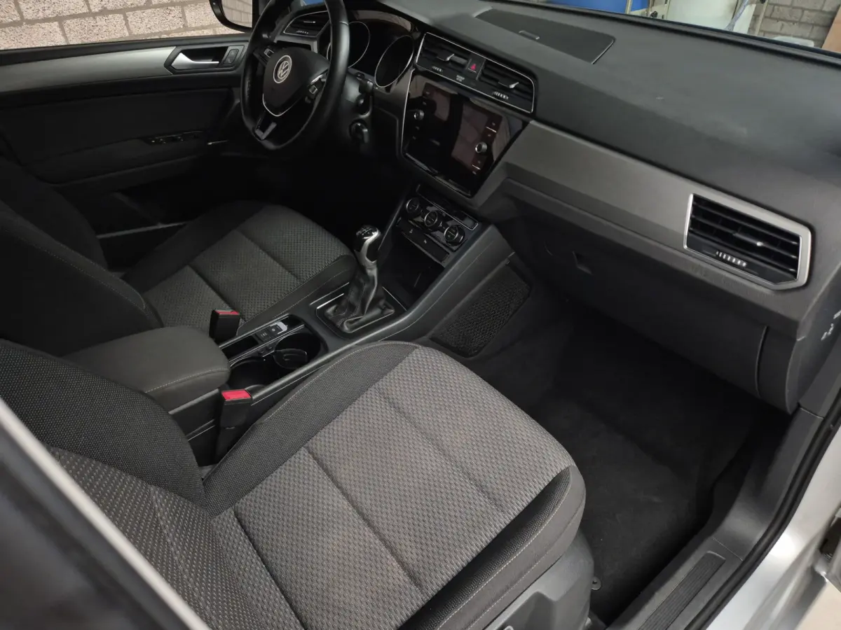 1.5 TSI Comfortline 7 persoons uitvoering! Lm velgen/ Trekhaak.