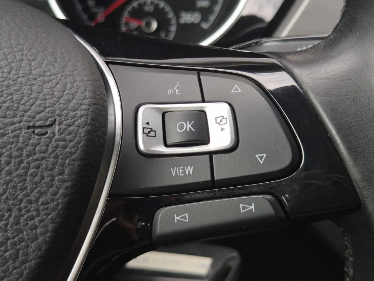 1.5 TSI Comfortline 7 persoons uitvoering! Lm velgen/ Trekhaak.