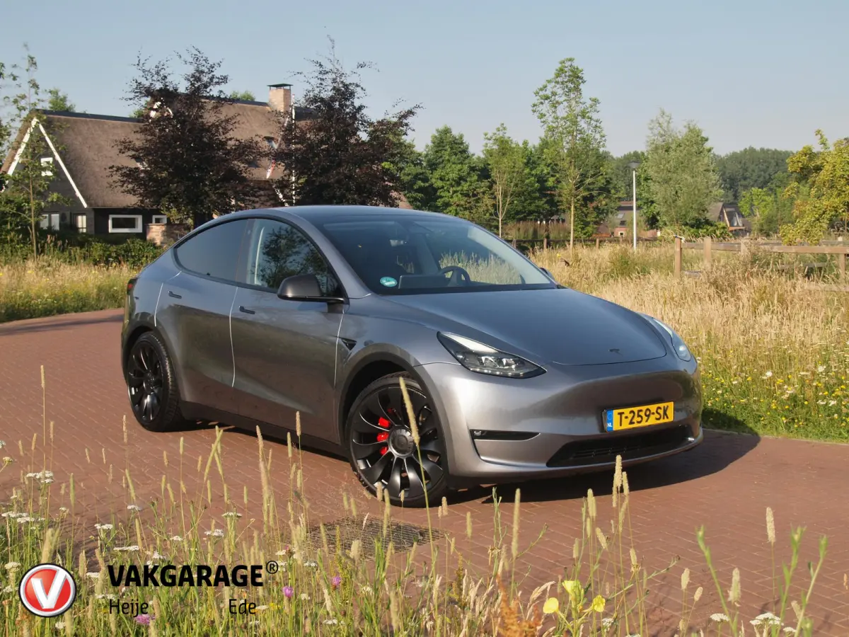 Performance AWD 75 kWh | Panoramadak | Trekhaak | 360 Camera | Full Self Driving Computer 3 |