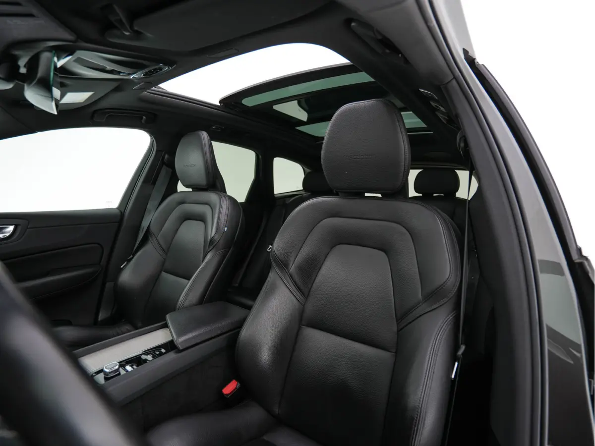2.0 T8 Twin Engine Inscription AWD (Plug-In) *PANO | LEATHER | FULL-LED | BOWERS&WILKINS | MEMORY-PACK | BLINDSPOT | DIGI-COCKPIT | HEATED-COMFORTSEATS | TOPVIEW | NAVI-FULLMAP | ECC | PDC |