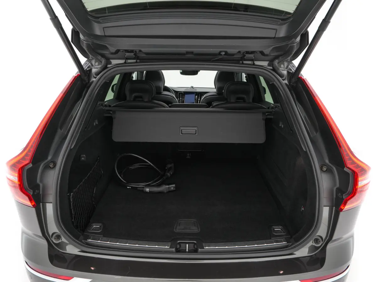 2.0 T8 Twin Engine Inscription AWD (Plug-In) *PANO | LEATHER | FULL-LED | BOWERS&WILKINS | MEMORY-PACK | BLINDSPOT | DIGI-COCKPIT | HEATED-COMFORTSEATS | TOPVIEW | NAVI-FULLMAP | ECC | PDC |