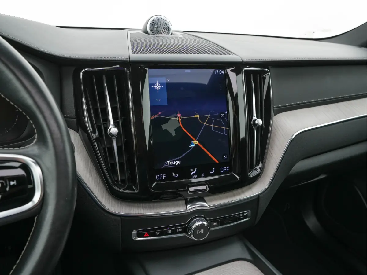 2.0 T8 Twin Engine Inscription AWD (Plug-In) *PANO | LEATHER | FULL-LED | BOWERS&WILKINS | MEMORY-PACK | BLINDSPOT | DIGI-COCKPIT | HEATED-COMFORTSEATS | TOPVIEW | NAVI-FULLMAP | ECC | PDC |