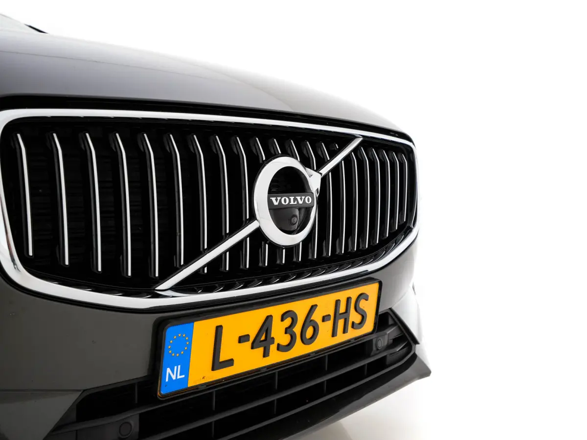 2.0 T8 Twin Engine Inscription AWD (Plug-In) *PANO | LEATHER | FULL-LED | BOWERS&WILKINS | MEMORY-PACK | BLINDSPOT | DIGI-COCKPIT | HEATED-COMFORTSEATS | TOPVIEW | NAVI-FULLMAP | ECC | PDC |