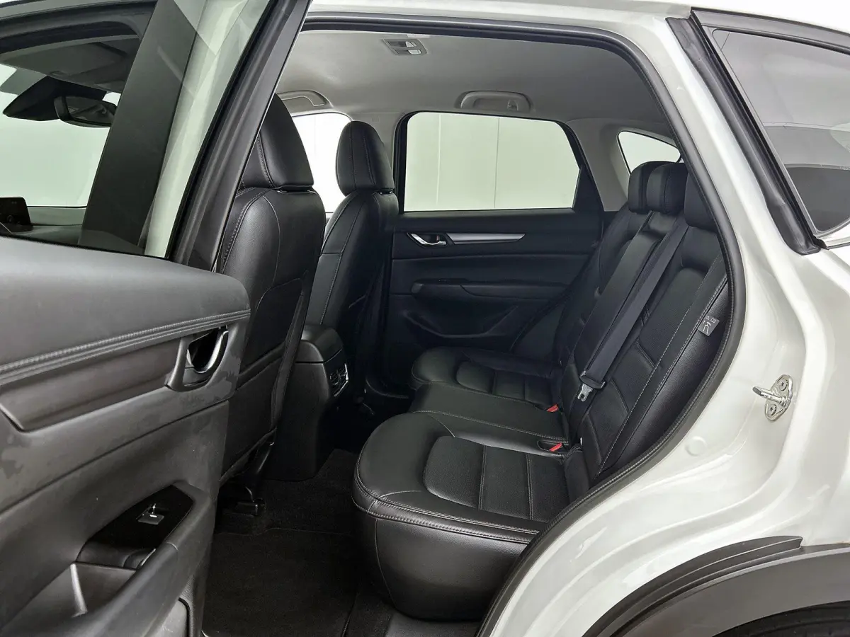 2.0 SkyActiv-G 165 Skylease GT 165 PK | Automaat | Navigatie | Airco | Stoelverwarming | Stuurverwarming | Cruise Control | Achteruitrijcamera | Elektrische verstelbare stoelen |