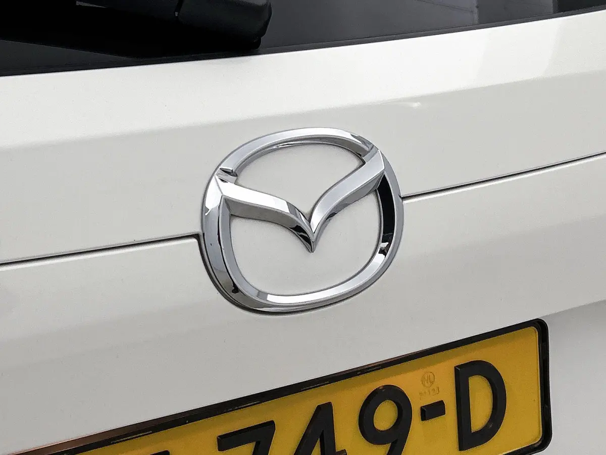 2.0 SkyActiv-G 165 Skylease GT 165 PK | Automaat | Navigatie | Airco | Stoelverwarming | Stuurverwarming | Cruise Control | Achteruitrijcamera | Elektrische verstelbare stoelen |