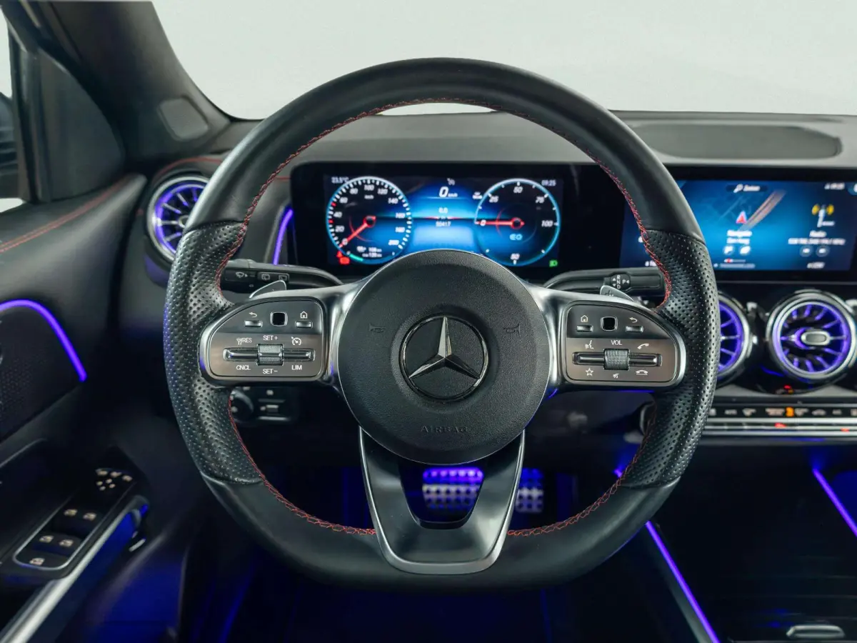 300 4MATIC AMG Line 67 kWh Premium