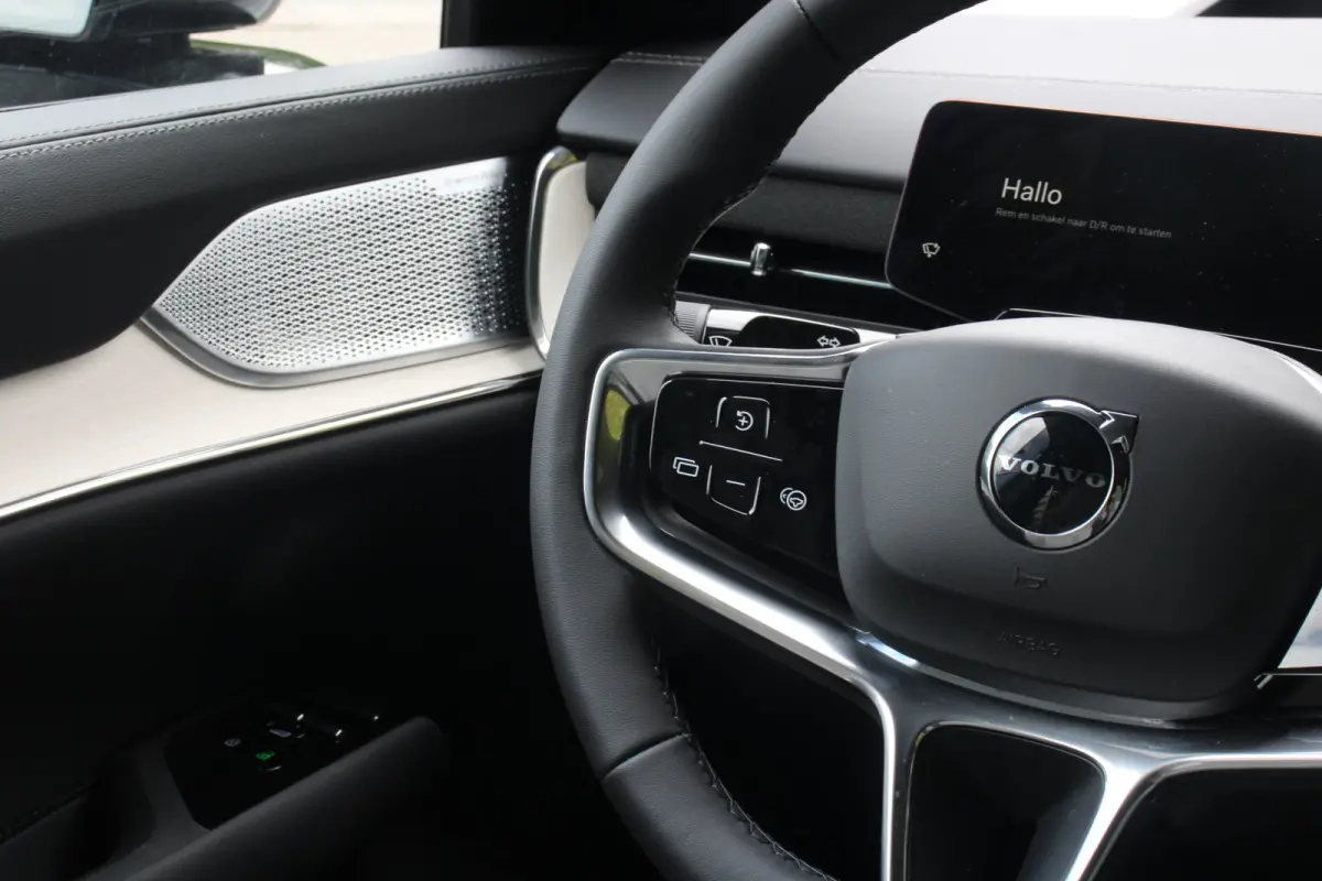 Twin Motor Performance Ultra 7p. 111 kWh | Tailored Wool | Trekhaak | Luchtvering | Bowers&Wilkins | 22" Velgen