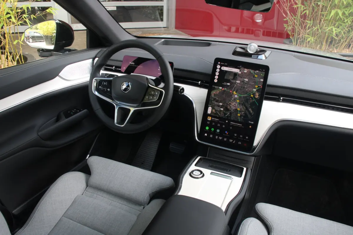 Twin Motor Performance Ultra 7p. 111 kWh | Tailored Wool | Trekhaak | Luchtvering | Bowers&Wilkins | 22" Velgen