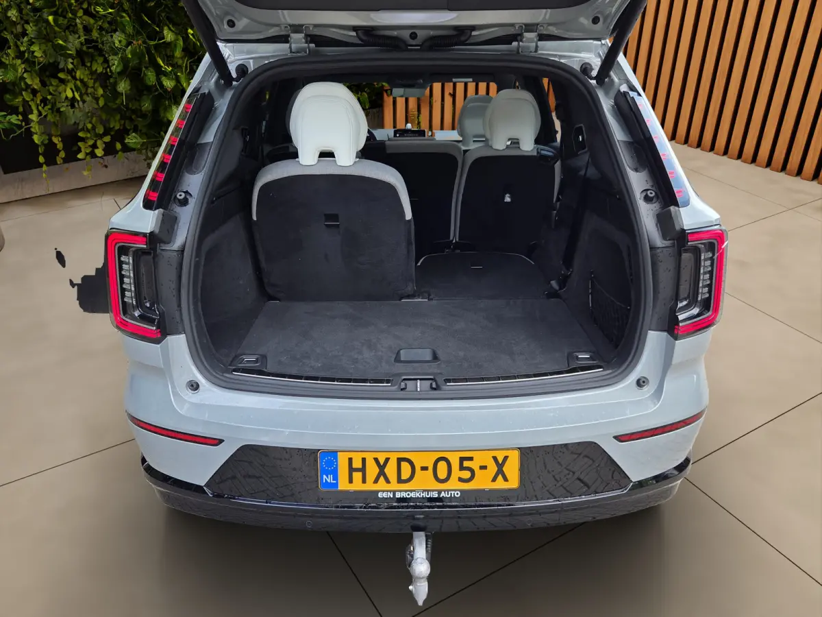 Twin Motor Performance Ultra 7p. 111 kWh | Tailored Wool | Trekhaak | Luchtvering | Bowers&Wilkins | 22" Velgen