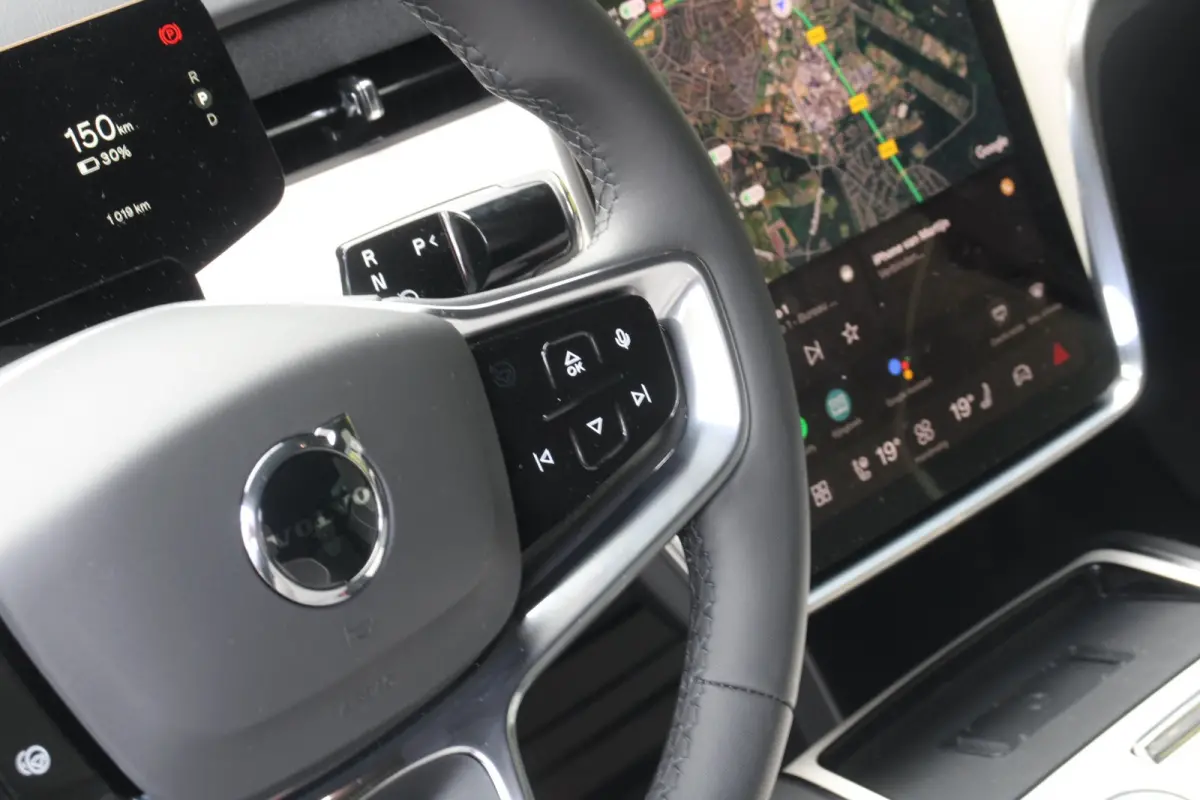 Twin Motor Performance Ultra 7p. 111 kWh | Tailored Wool | Trekhaak | Luchtvering | Bowers&Wilkins | 22" Velgen