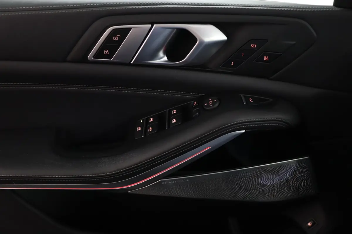 xDrive45e High Executive | SOH 77% | Bowers & Wilkins | Soft Close | Panoramadak | Driving Assistant Professional | Head-Up Display | Alcantara Hemel