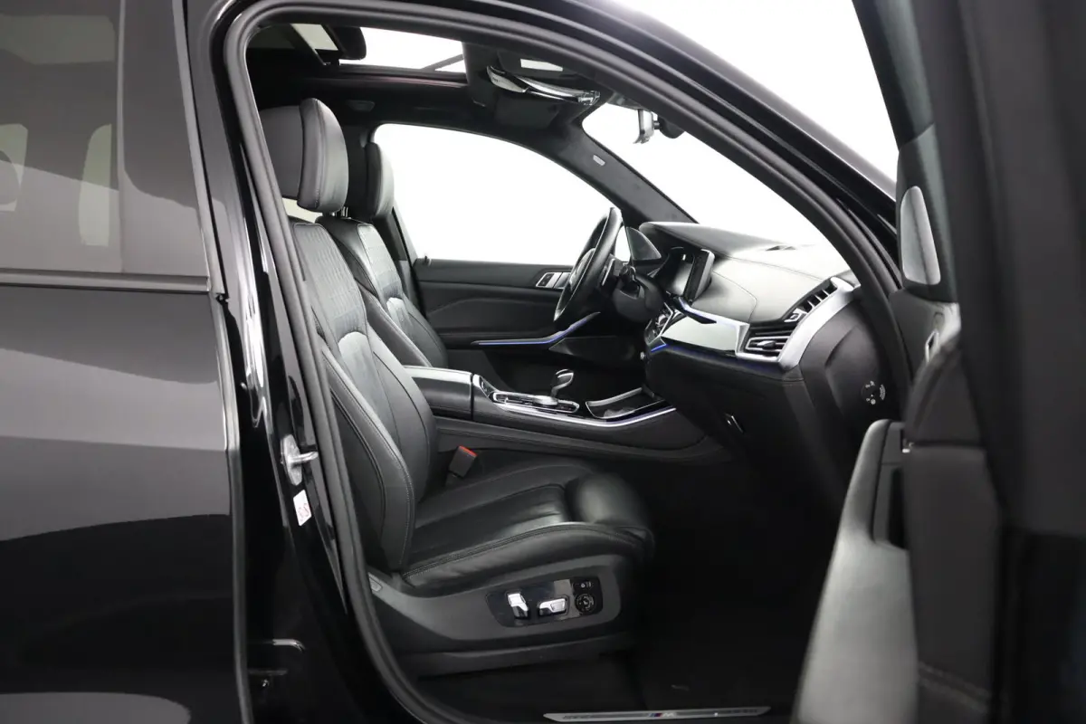 xDrive45e High Executive | SOH 77% | Bowers & Wilkins | Soft Close | Panoramadak | Driving Assistant Professional | Head-Up Display | Alcantara Hemel