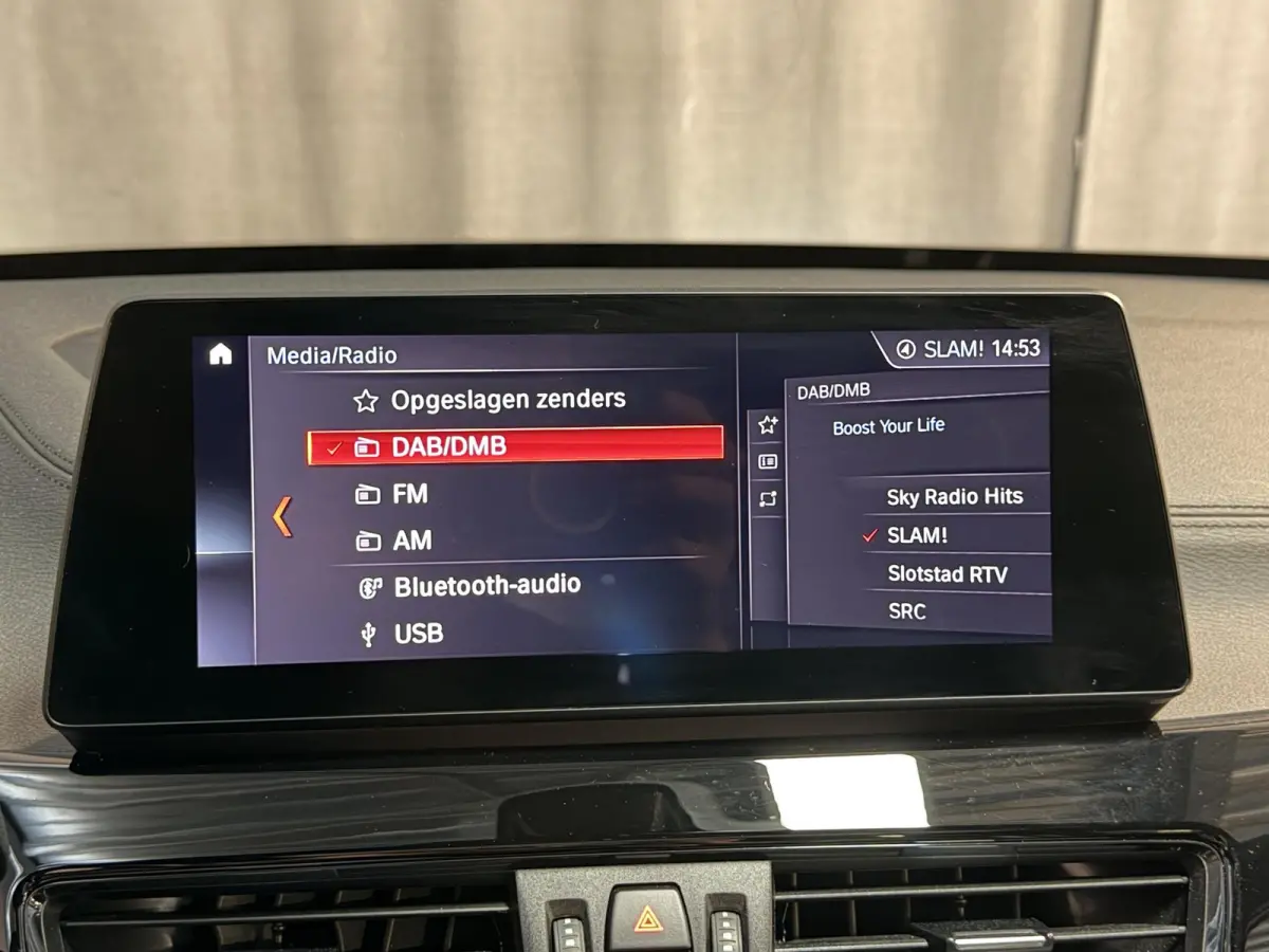 xDrive25e High Executive Edition M Sport 19"/Panoramadak/Elektrische stoel + memory/Adaptieve cruise/Keyless/HiFi/Camera