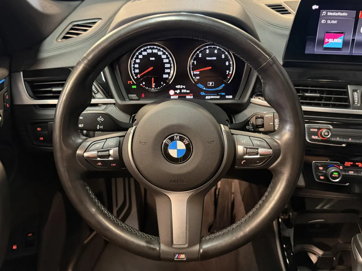 xDrive25e High Executive Edition M Sport 19"/Panoramadak/Elektrische stoel + memory/Adaptieve cruise/Keyless/HiFi/Camera