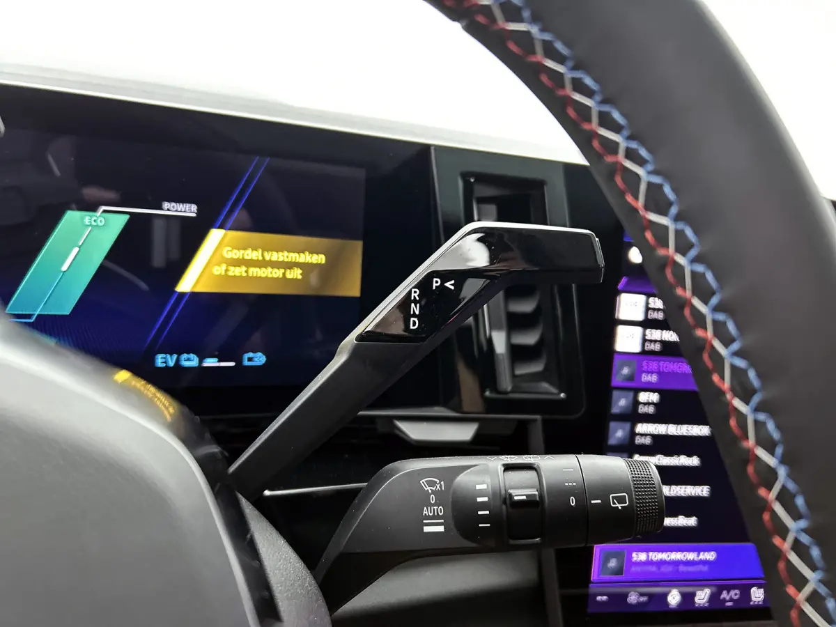 E-Tech full hybrid 200PK esprit Alpine FULL OPTION | PANORAMA | 360 CAMERA | HARMAN KARDON | LED MATRIX | WINTERPACK | HEAD-UP