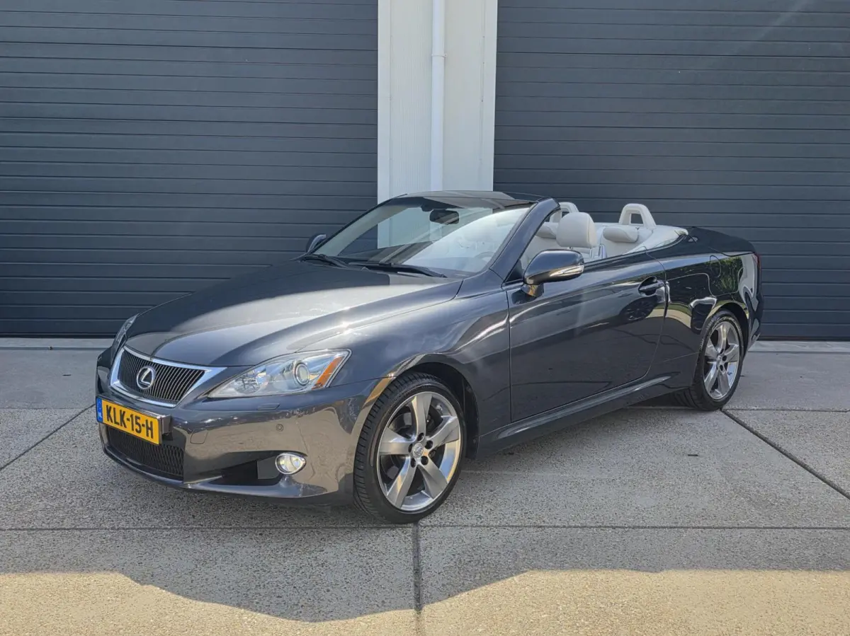 Cabriolet 250C |Dealer onderhouden |2 JAAR GARANTIE