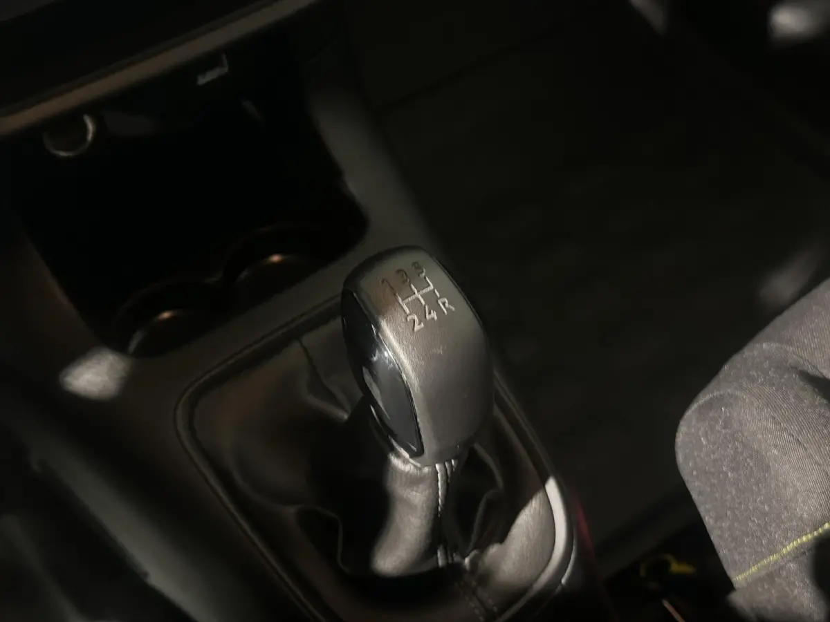 1.2 PureTech Feel | APPLE CARPLAY | PARKEERSENSOREN