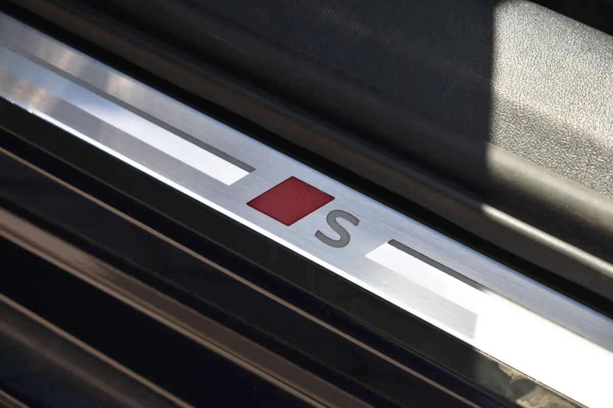 Avant TFSI quattro 270 kW | Oled achterlichten| 367pk | Bang & Olufsen | Leder alcantara | Instelbaar onderstel | Head-up display |