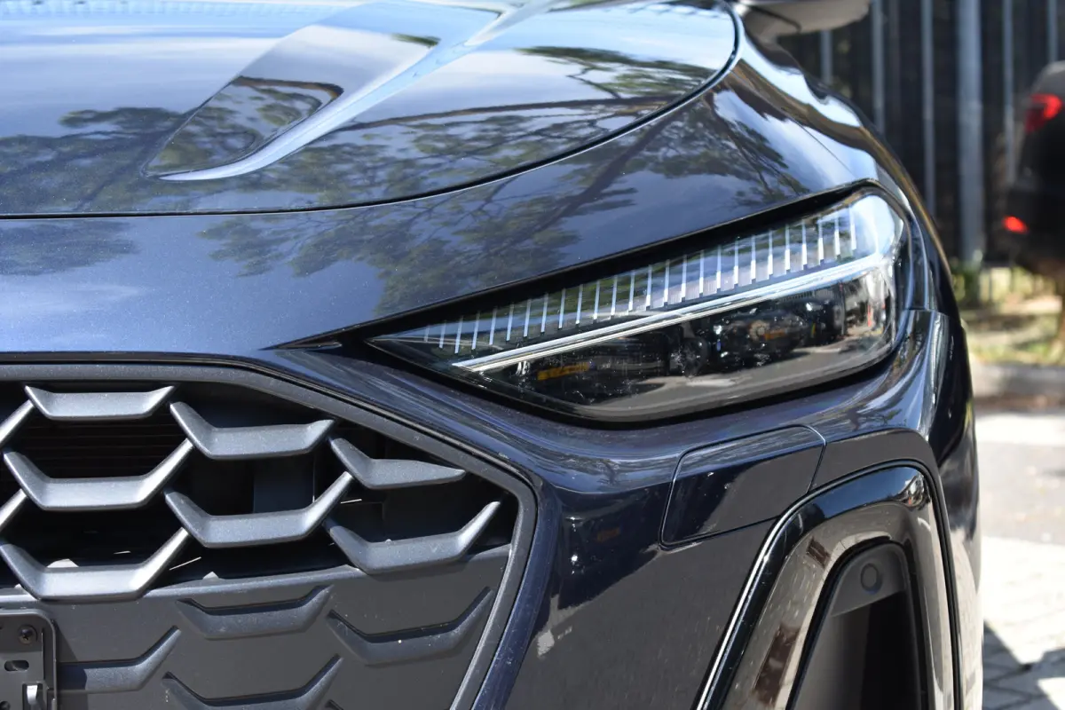 Avant TFSI quattro 270 kW | Oled achterlichten| 367pk | Bang & Olufsen | Leder alcantara | Instelbaar onderstel | Head-up display |