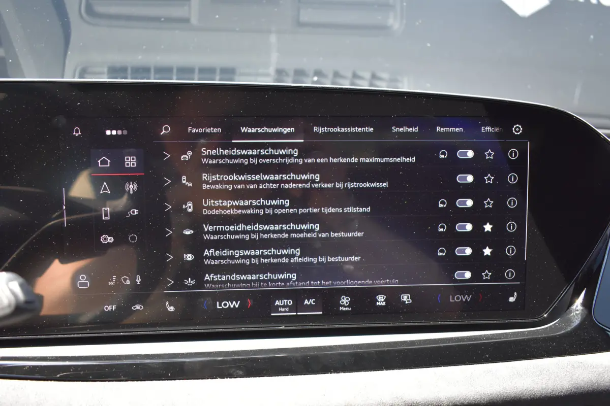 Avant TFSI quattro 270 kW | Oled achterlichten| 367pk | Bang & Olufsen | Leder alcantara | Instelbaar onderstel | Head-up display |