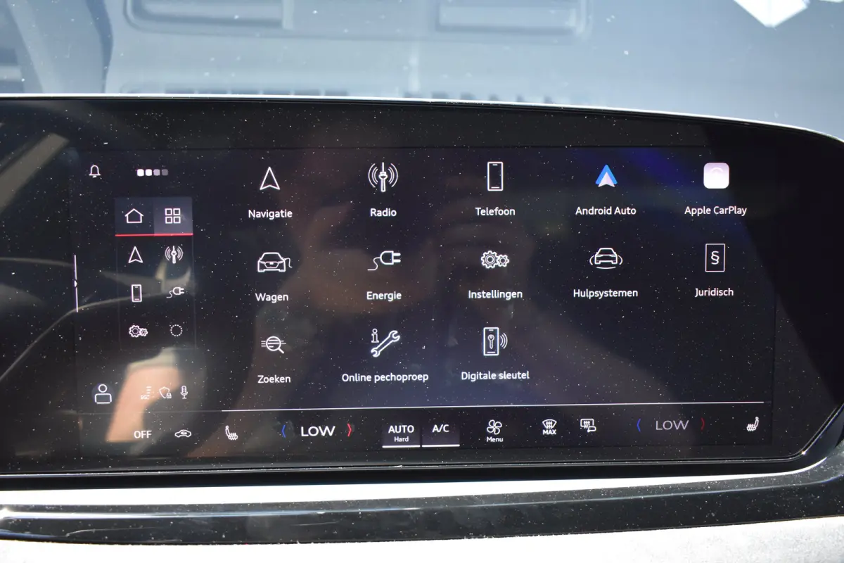 Avant TFSI quattro 270 kW | Oled achterlichten| 367pk | Bang & Olufsen | Leder alcantara | Instelbaar onderstel | Head-up display |