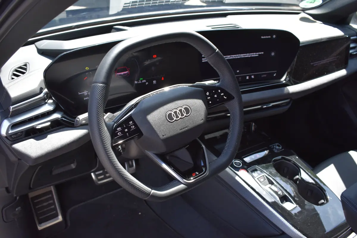 Avant TFSI quattro 270 kW | Oled achterlichten| 367pk | Bang & Olufsen | Leder alcantara | Instelbaar onderstel | Head-up display |