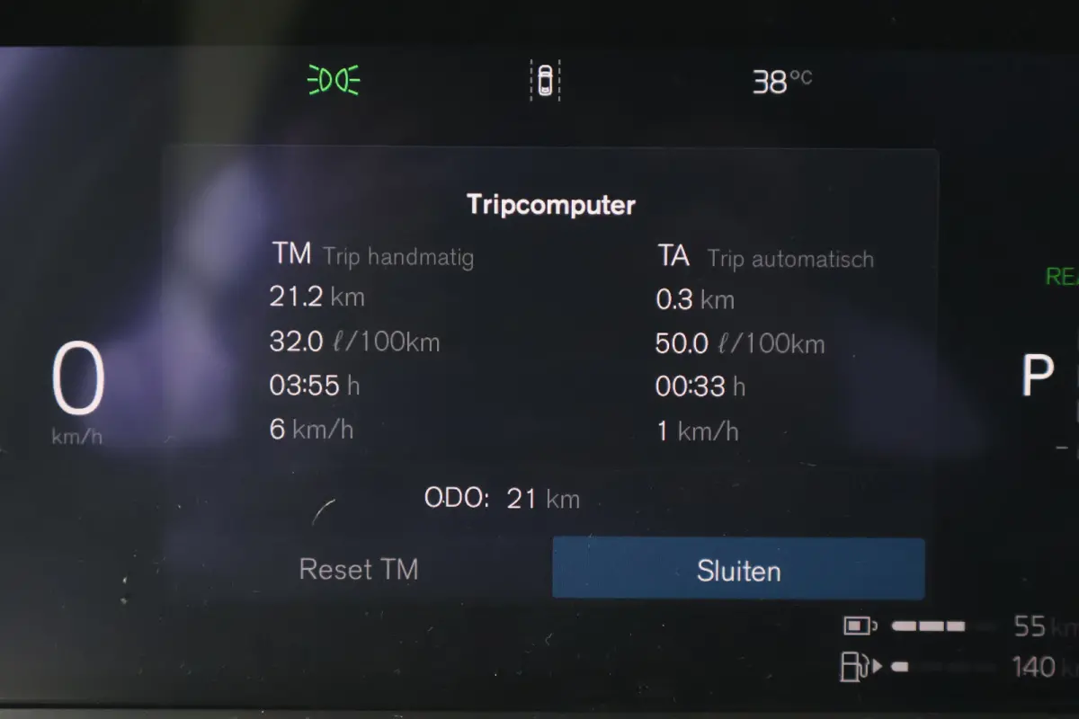 2.0 T8 Plug-in hybrid AWD Ultra Bright Exec. Ed. €14.845,- Demo Voordeel!! | 22" | Luchtvering | Massage | Trekhaak |