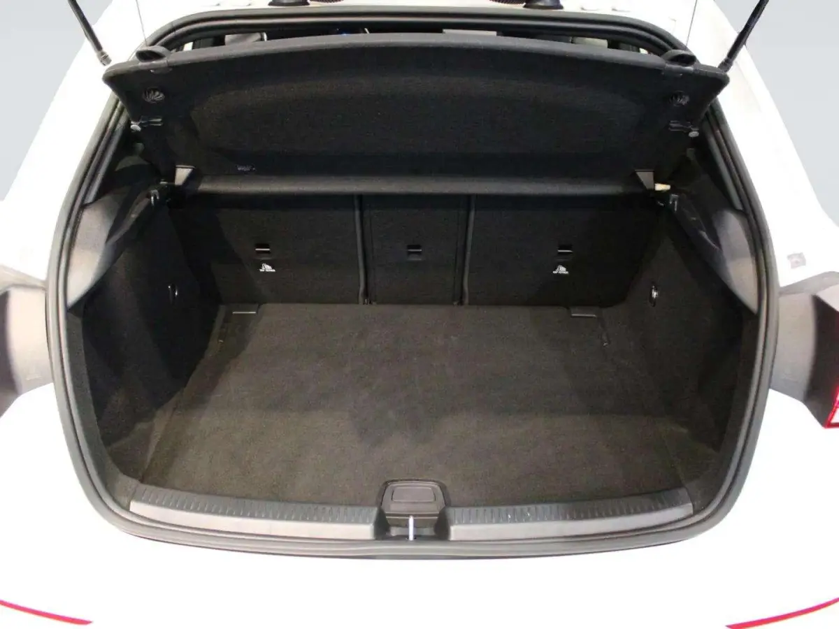 Hatchback 180 Business Solution