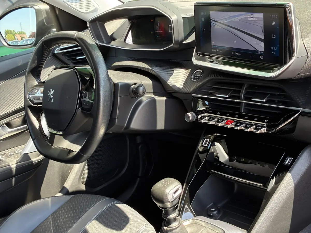 1.2 PureTech Blue Lease Allure | D-Riem v.v. | Navigatie| CruiseControl | Camera | Climatronic