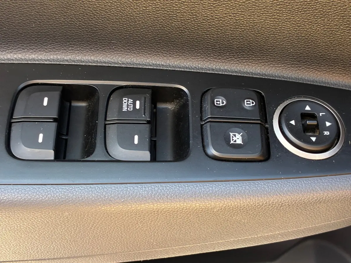 1.0i Comfort|2e Eigenaar|Navigatie|Airco|CruiseControl