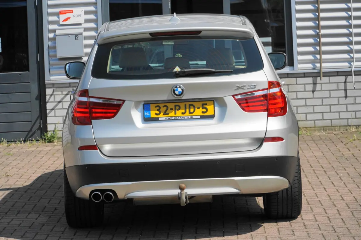 XDrive35i 6 CYLINDER High Executive HUD