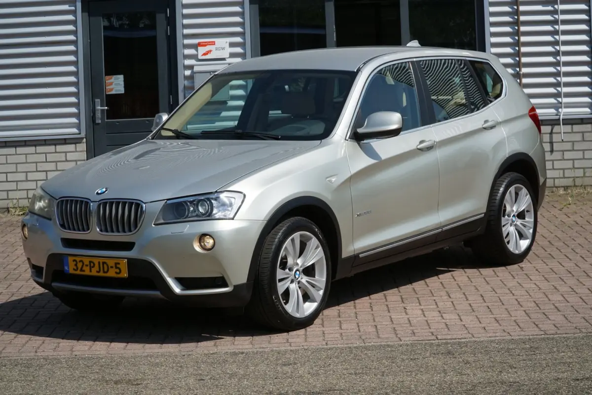 XDrive35i 6 CYLINDER High Executive HUD