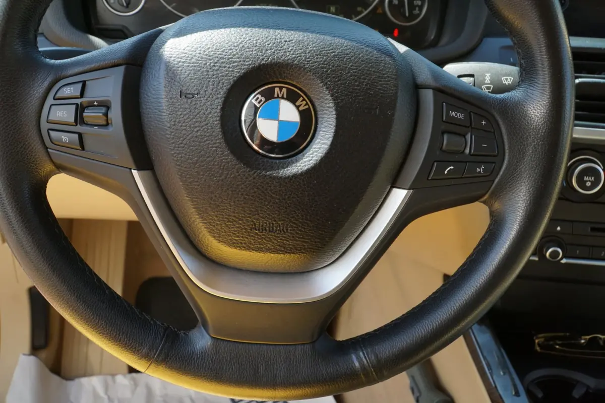 XDrive35i 6 CYLINDER High Executive HUD