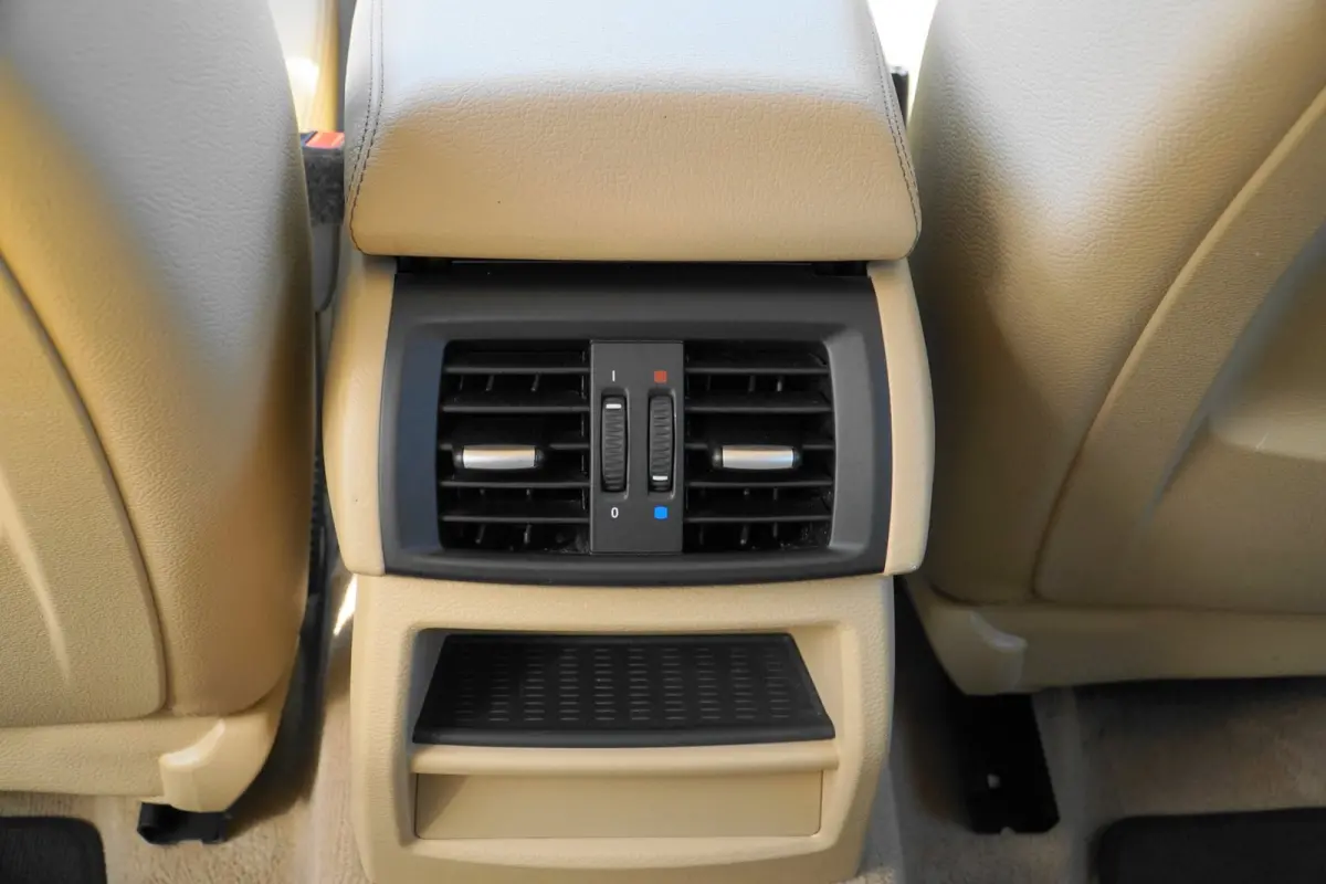 XDrive35i 6 CYLINDER High Executive HUD