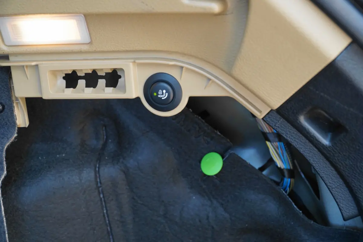XDrive35i 6 CYLINDER High Executive HUD