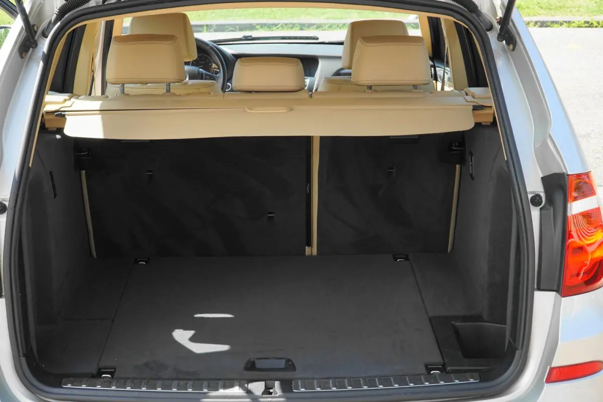 XDrive35i 6 CYLINDER High Executive HUD