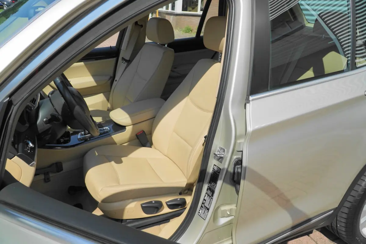 XDrive35i 6 CYLINDER High Executive HUD