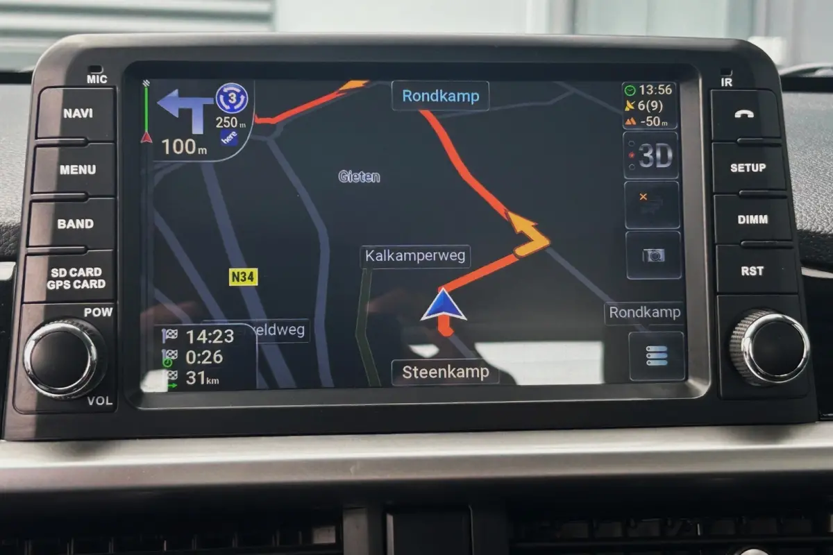 1.0 DPi ComfortLine CRUISE AIRCO NAVI
