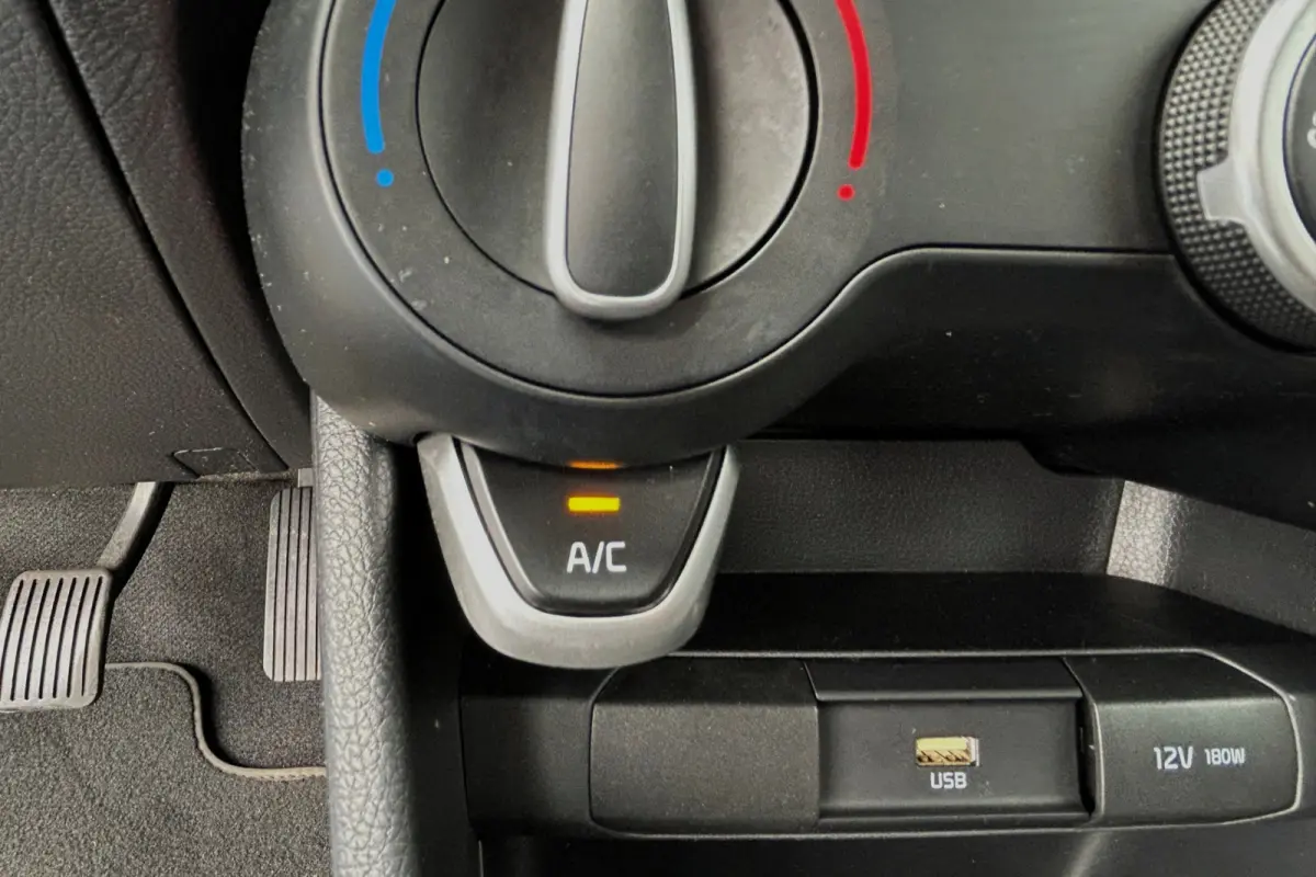 1.0 DPi ComfortLine CRUISE AIRCO NAVI