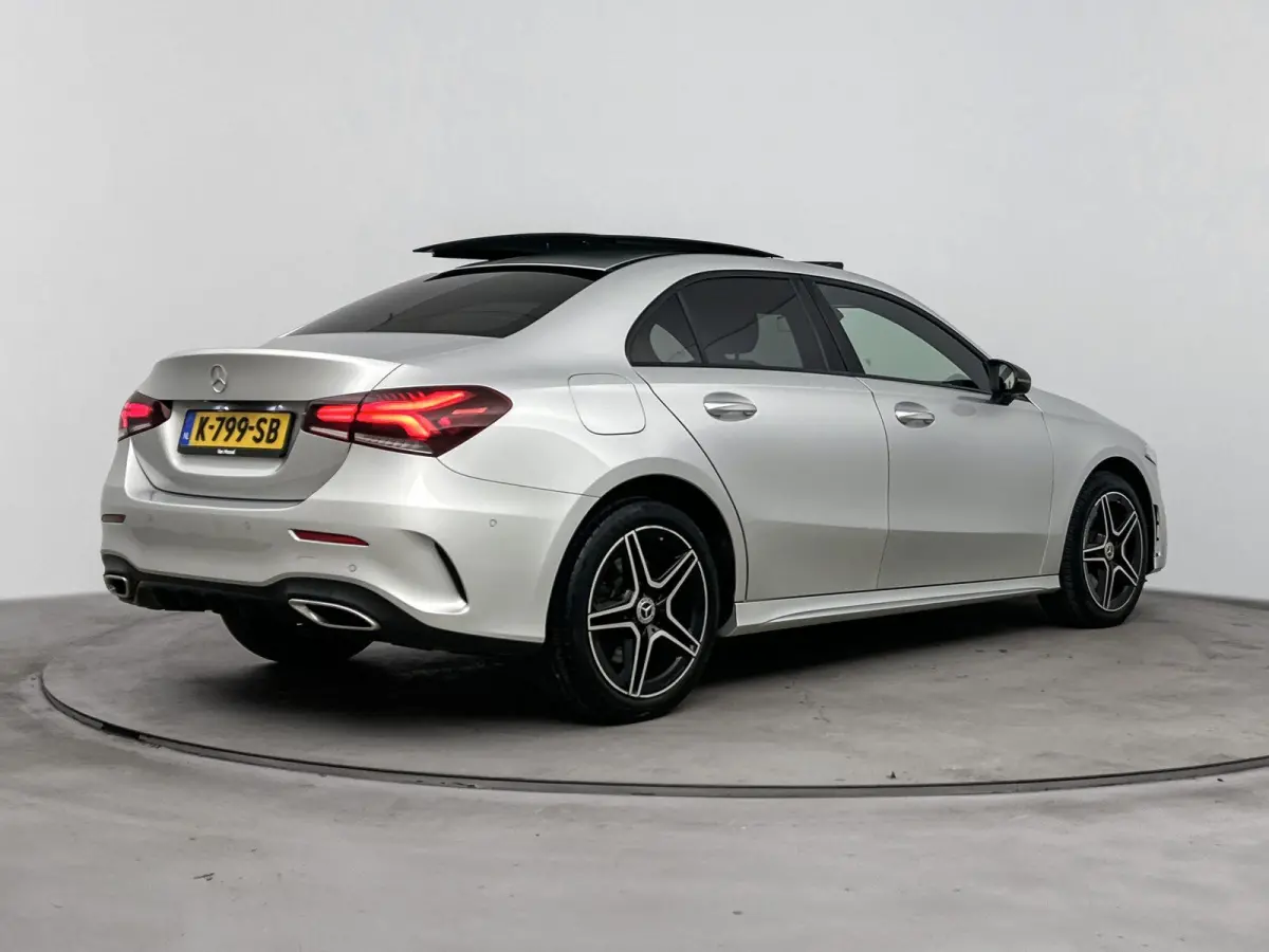 250 e Business Solution AMG Limited | PANO | Cruise Control | Achteruitrijcamera | Elekt. stoelverstelling + Memory | Stoelverwarming | Ambiance sfeerverlichting |