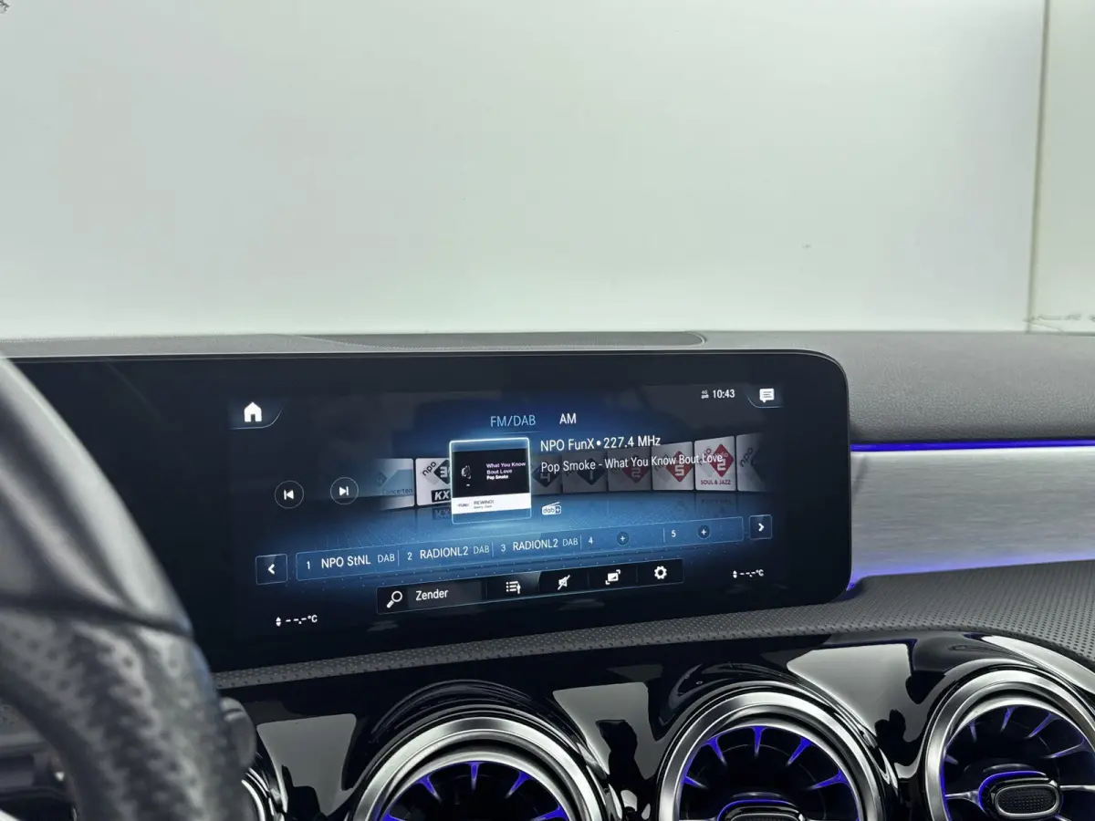 250 e Business Solution AMG Limited | PANO | Cruise Control | Achteruitrijcamera | Elekt. stoelverstelling + Memory | Stoelverwarming | Ambiance sfeerverlichting |