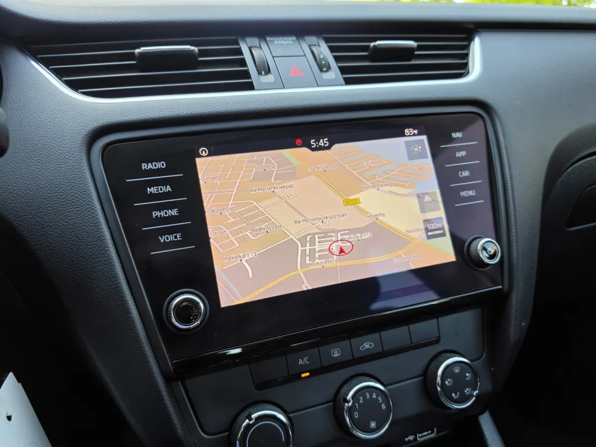 1.0 TSI Aut Dealer onderhouden Navi Carplay Nap