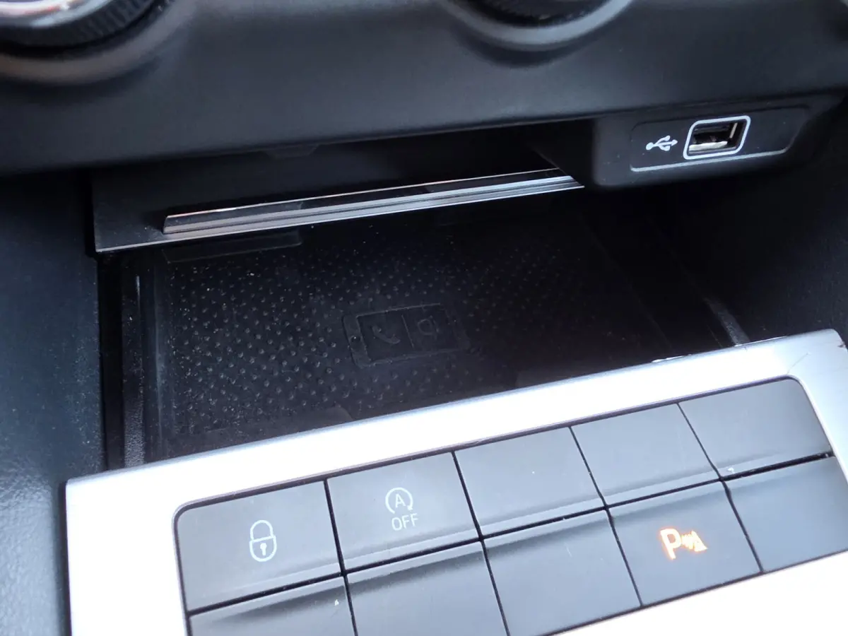 1.0 TSI Aut Dealer onderhouden Navi Carplay Nap