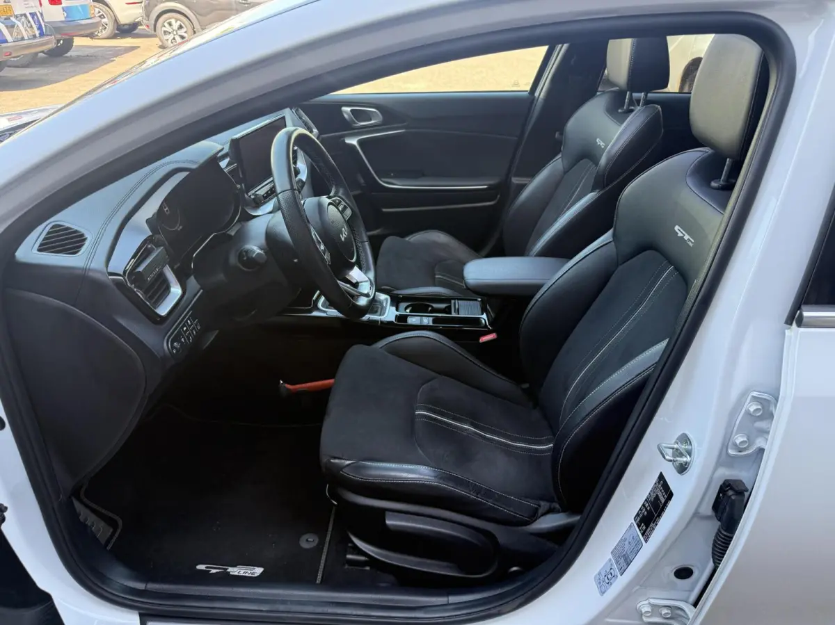 1.0 T-GDi GT-Line PANO/TH *ALL-IN PRIJS*