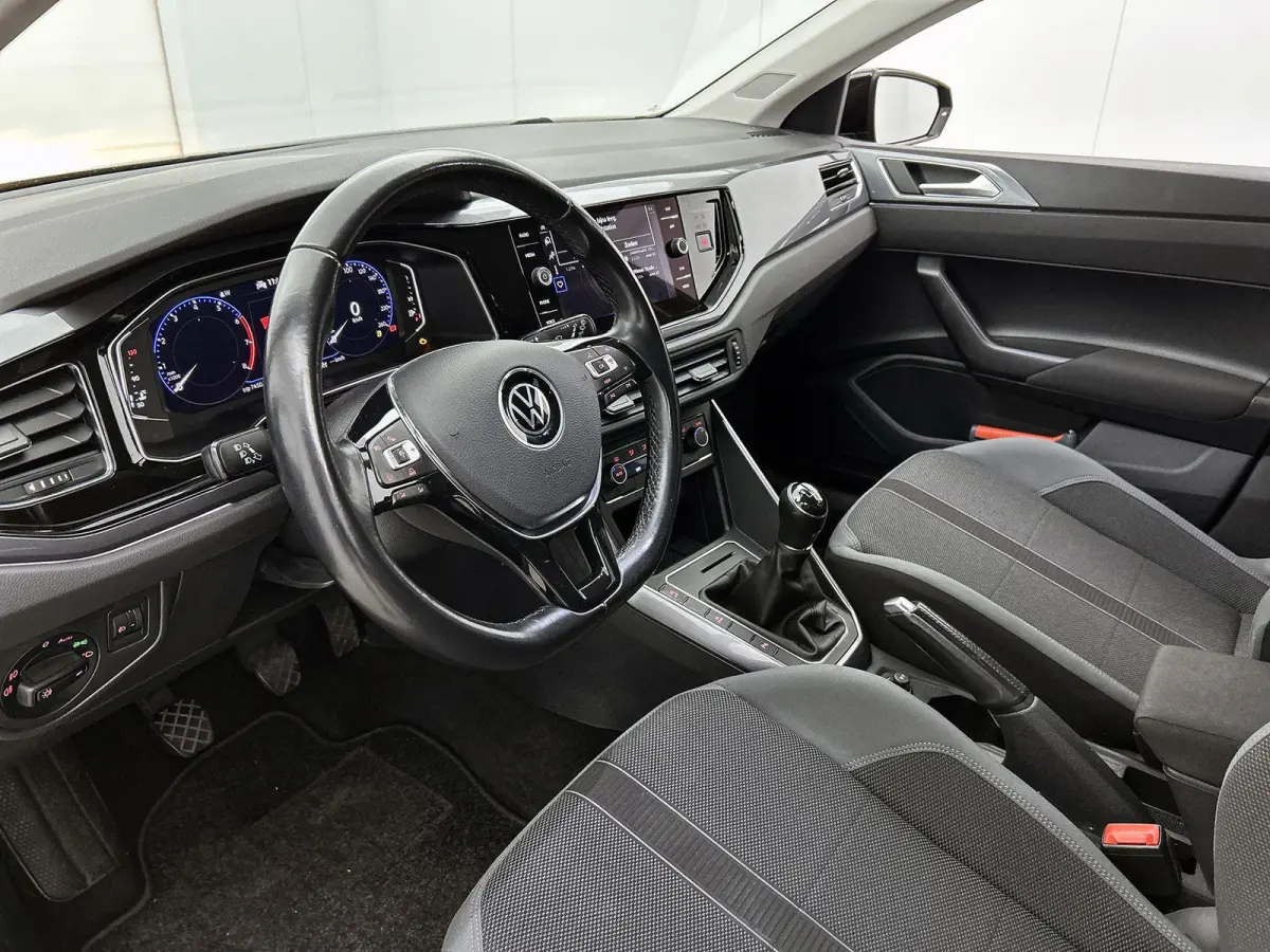 1.0 TSI Highline Business R | 95 PK | Climatronic (Automatische Airco) | Digital Cockpit PRO | Carplay / Android Auto | Parkeersensoren |