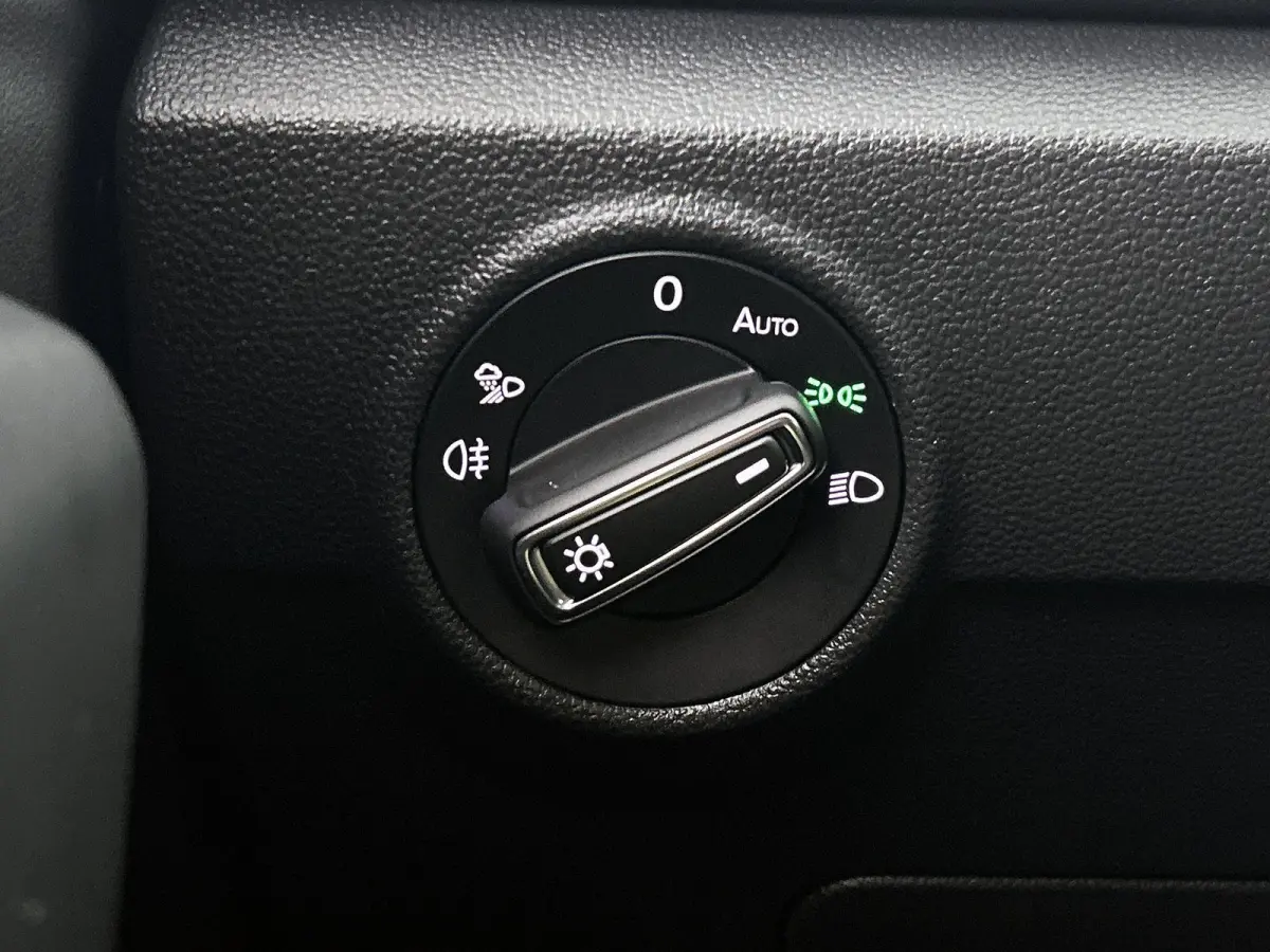 1.5 TSI Style | 150 PK | Automaat | Keyless | Digital Cockpit PRO | Stoelverwarming | Parkeercamera | Art-Velours Stoelen | All Season Banden