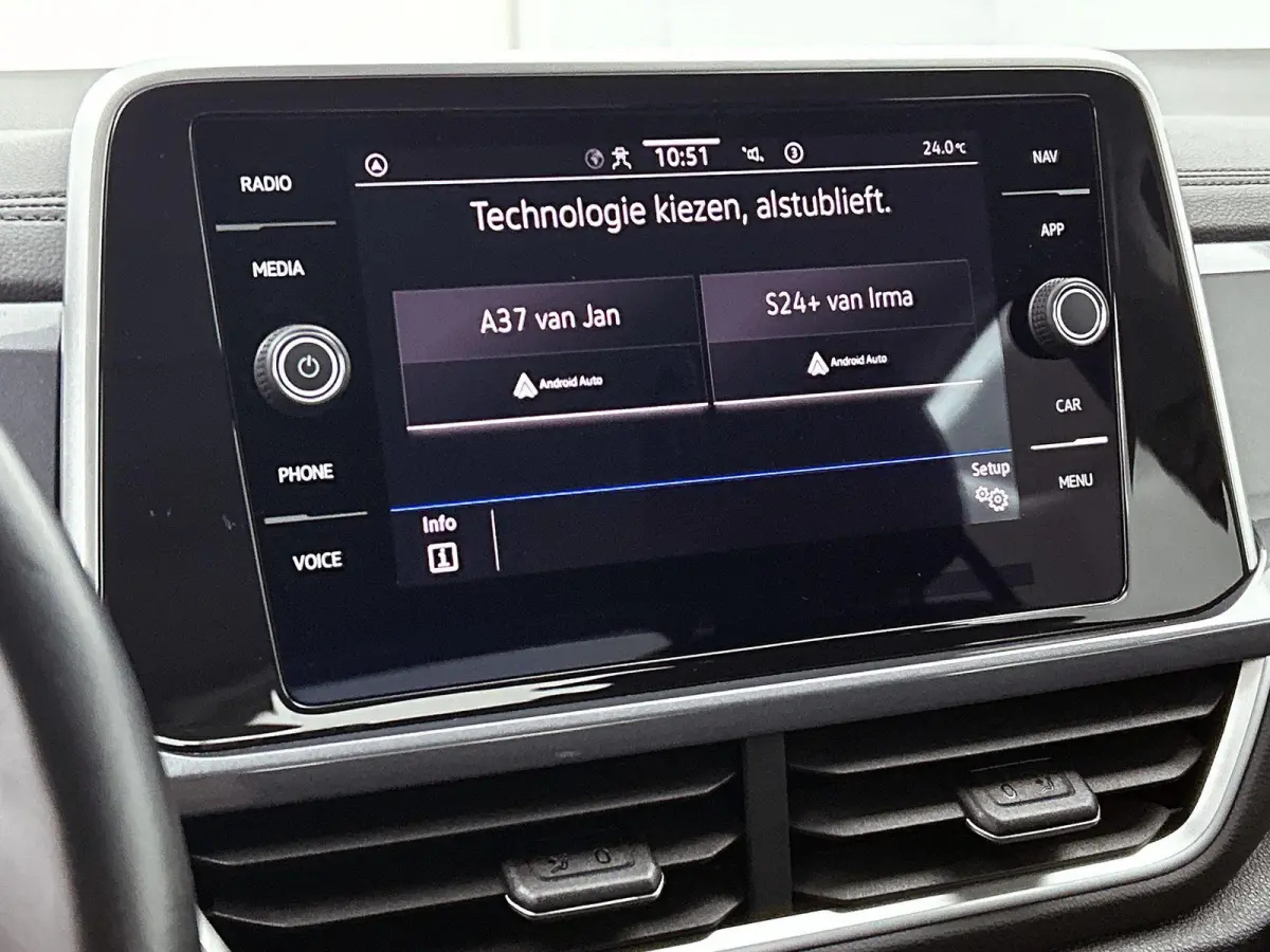 1.5 TSI Style | 150 PK | Automaat | Keyless | Digital Cockpit PRO | Stoelverwarming | Parkeercamera | Art-Velours Stoelen | All Season Banden