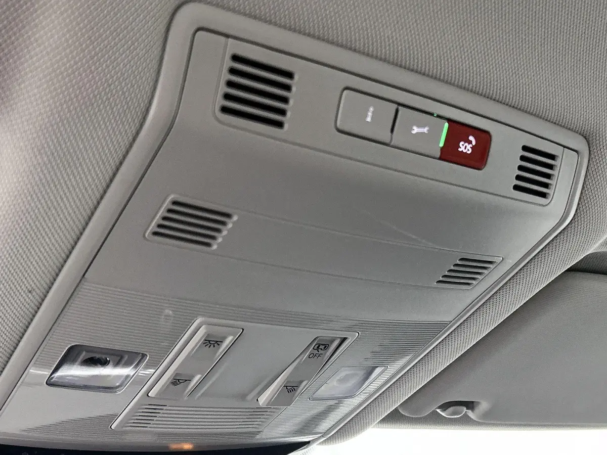 1.5 TSI Style | 150 PK | Automaat | Keyless | Digital Cockpit PRO | Stoelverwarming | Parkeercamera | Art-Velours Stoelen | All Season Banden
