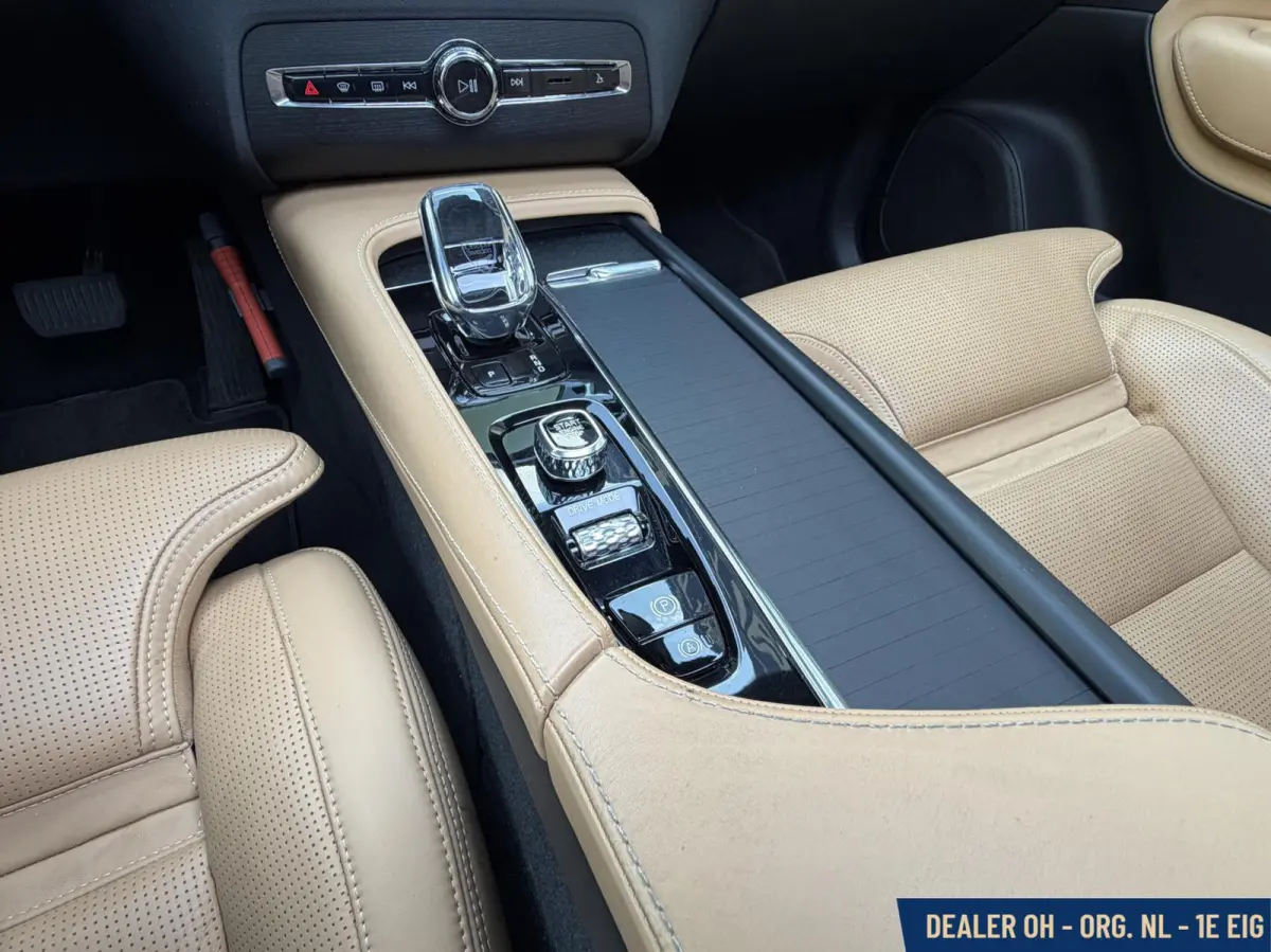 2.0 T8 Recharge AWD Inscription MOD 21 Pano 360gr