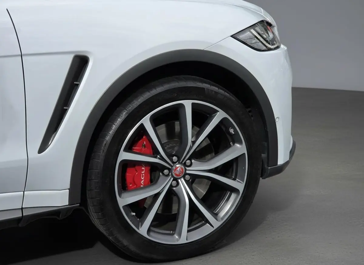 5.0 V8 S/C AWD SVR | Bijzonder netjes | Goed onderhouden
